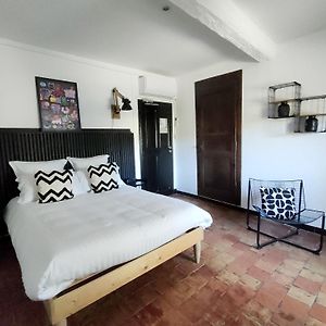 Chambre Standarde Lit King-Size